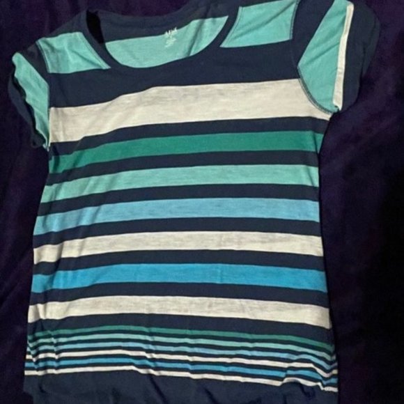 Horizontal stripes - Picture 1 of 3
